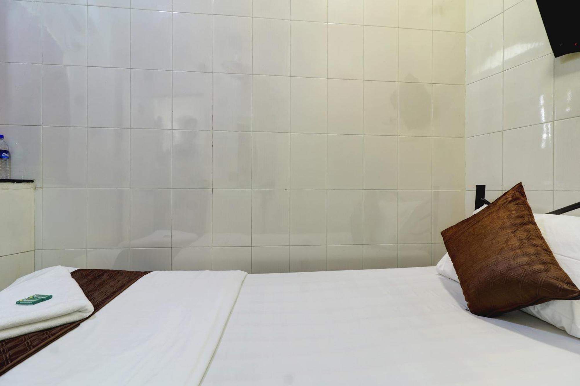 Hotel Shabana - Colaba Causeway Bombaj Exteriér fotografie